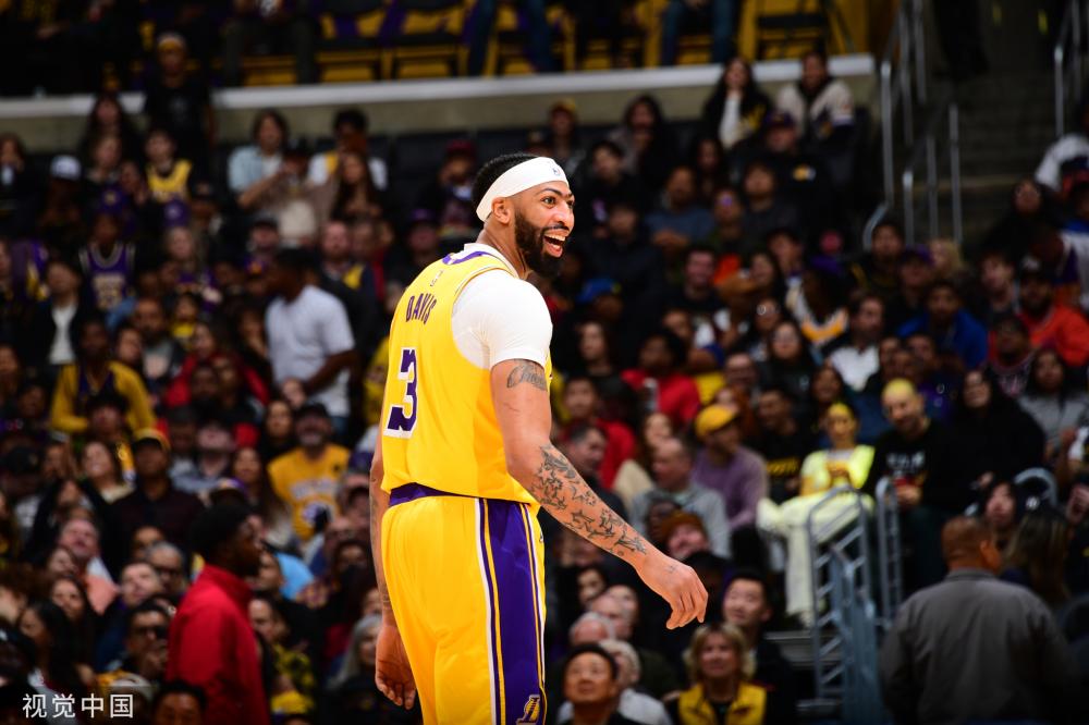 在对阵亚特 在对阵亚特