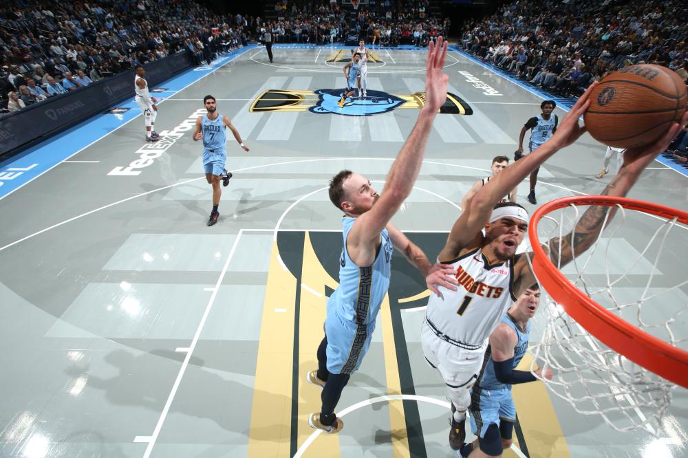 尤为明显 尤为明显