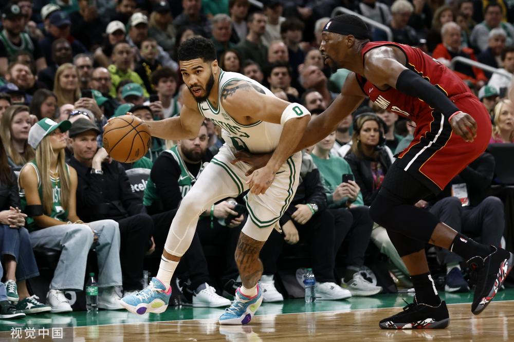 了在亚洲杯 了在亚洲杯