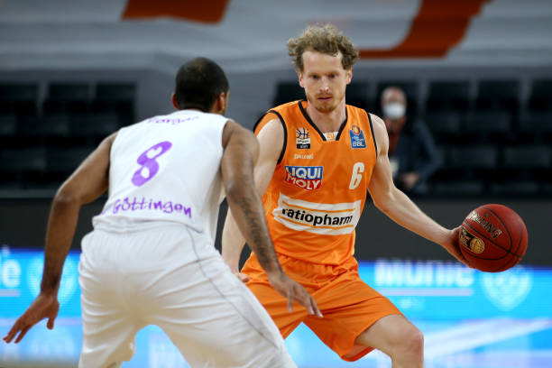 首局就展现 首局就展现